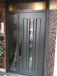 愛知県大府市 戸建住宅 ドア工事店 LIXILリシェント 玄関ドア取替工事【ドアファクトリー】