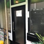 愛知県名古屋市北区 ドア工事店 店舗ドア取替工事 LIXILクリエラ【ドアファクトリー】