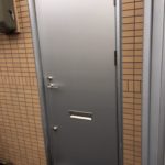 愛知県大府市 ビル ドア工事店 フラッシュドア取替工事【ドアファクトリー】