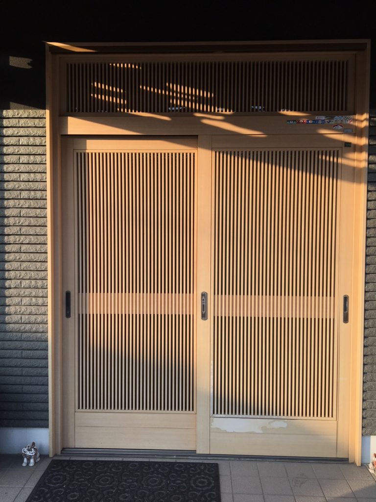 知多郡東浦町 戸建住宅 玄関引戸取替工事 LIXIL リシェント【ドアファクトリー】