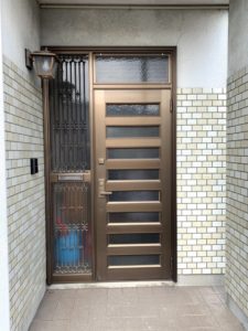 愛知県東海市 戸建住宅 玄関ドア取替工事 LIXILリシェント【窓香房】