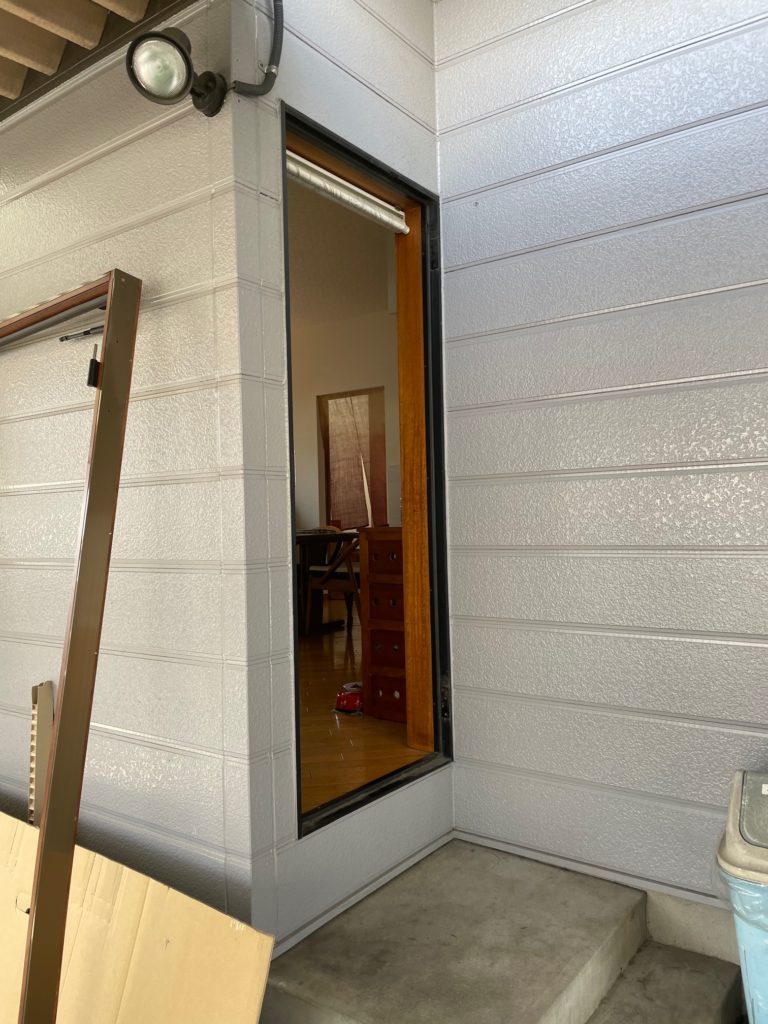 愛知県名古屋市守山区 リシェント 勝手口ドア取替工事【ドアファクトリー】