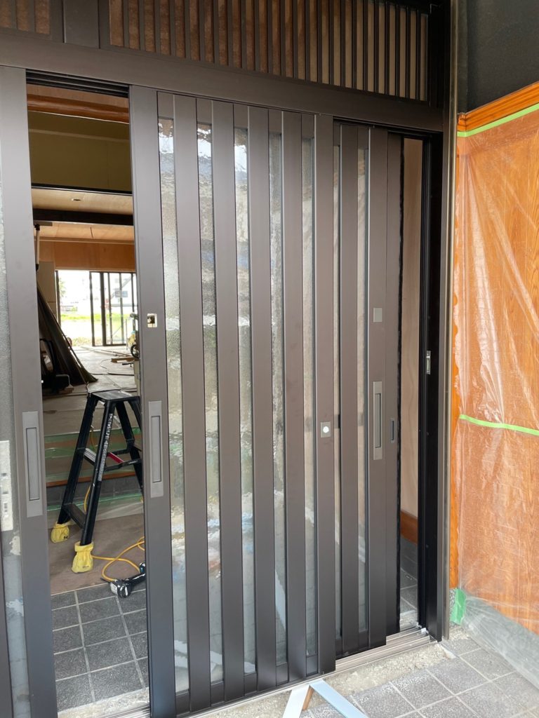 愛知県東海市 戸建住宅 YKK ドアリモ 玄関引戸取替工事【ドアファクトリー】