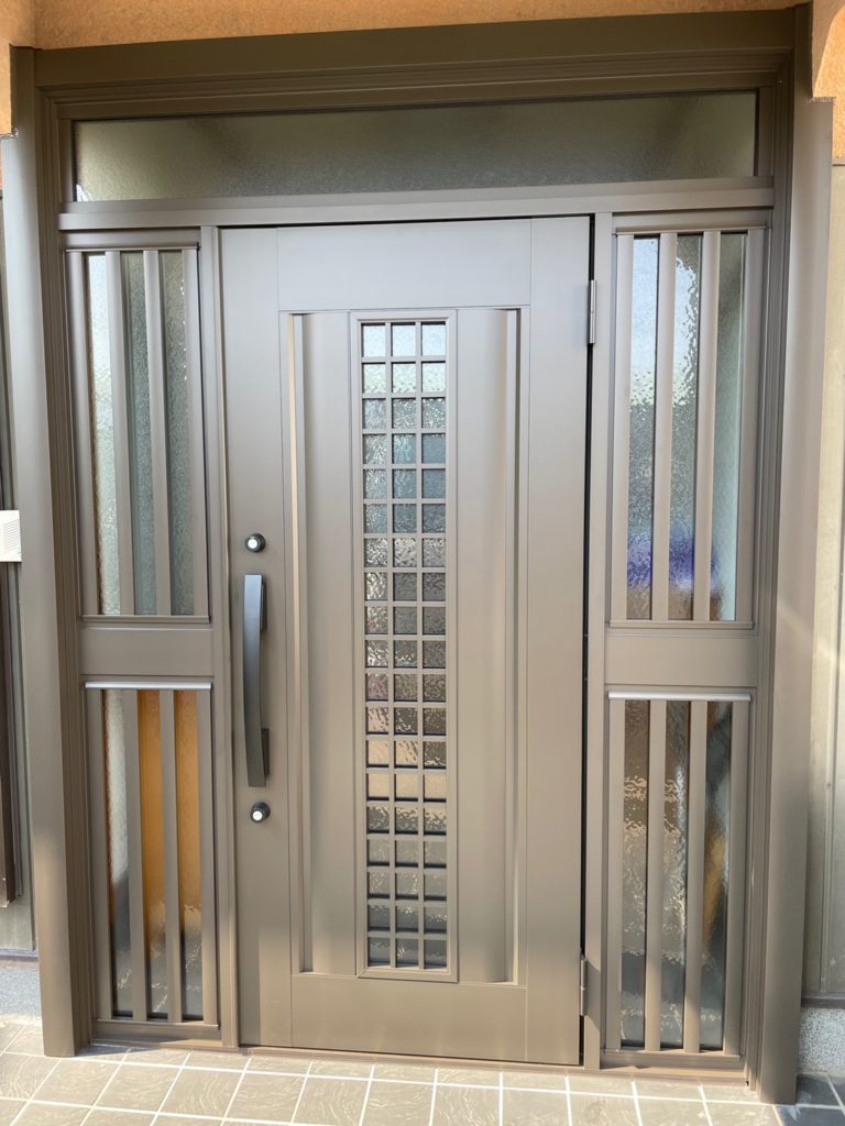 愛知県大府市 LIXIL リシェント 玄関ドア取替工事 【ドアファクトリー】