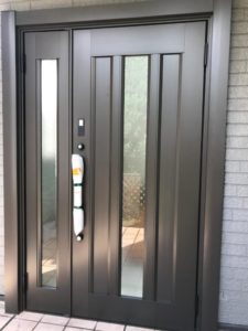 戸建て住宅 LIXILリシェント 玄関ドア取替工事【ドアファクトリー】
