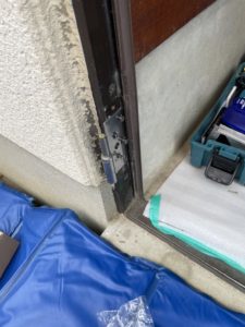 大府市 戸建住宅 勝手口ドア取替工事 YKKプチリモ【ドアファクトリー】