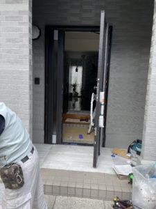 大府市 戸建住宅 LIXILリシェント 玄関ドア工事【ドアファクトリー】