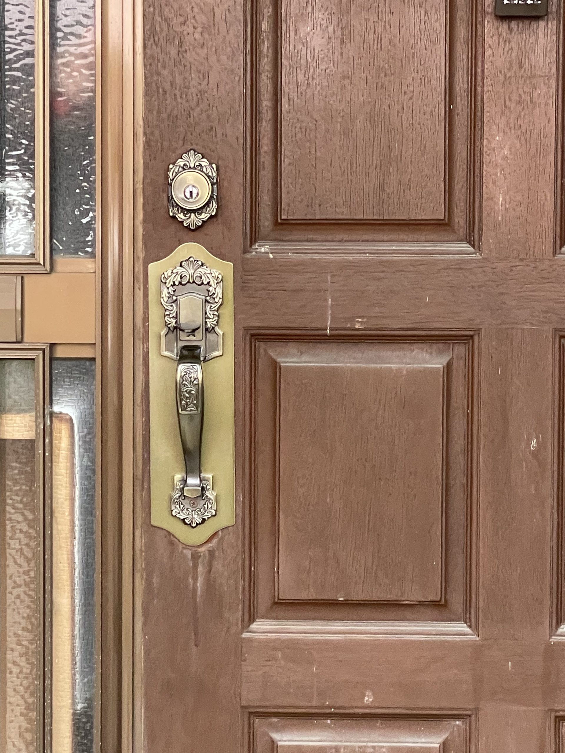 大府市 戸建住宅 ドアハンドル取替工事（装飾錠）【ドアファクトリー】