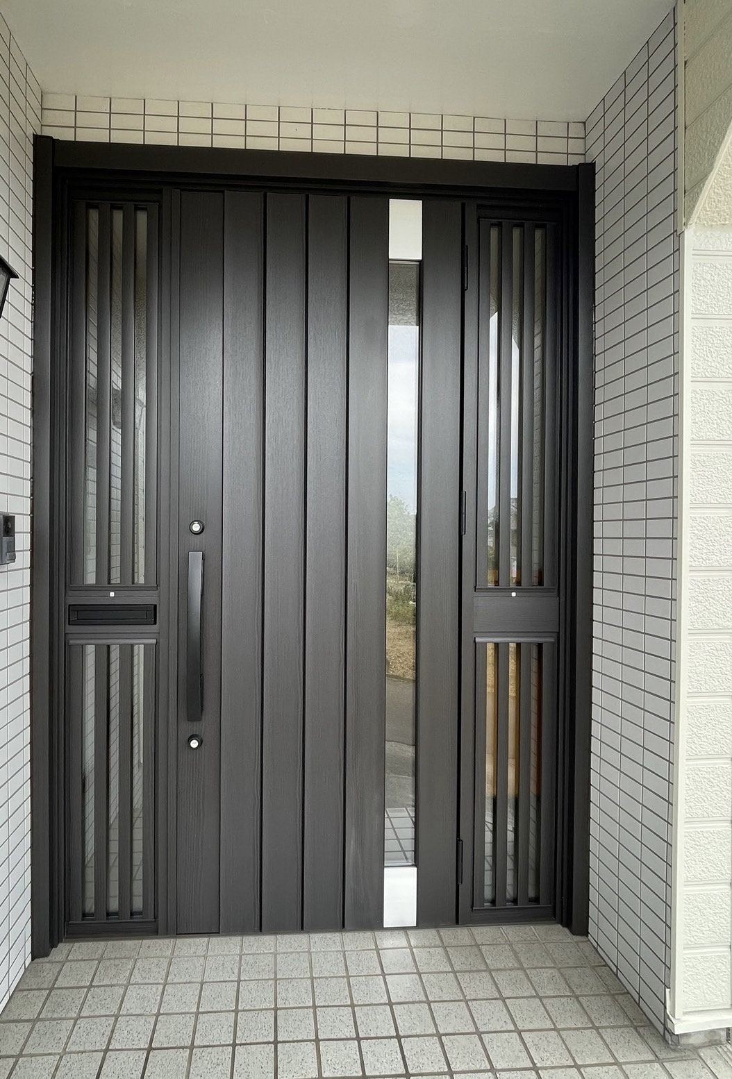 戸建住宅 LIXILリシェント 玄関ドア取替工事【ドアファクトリー】