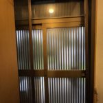愛知県大府市 戸建住宅玄関引戸用上吊り方引き網戸取替工事【ドアファクトリー】
