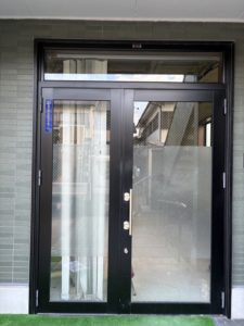 名古屋市北区 YKKドアリモ片袖親子ドア 玄関ドア交換工事【ドアファクトリー】