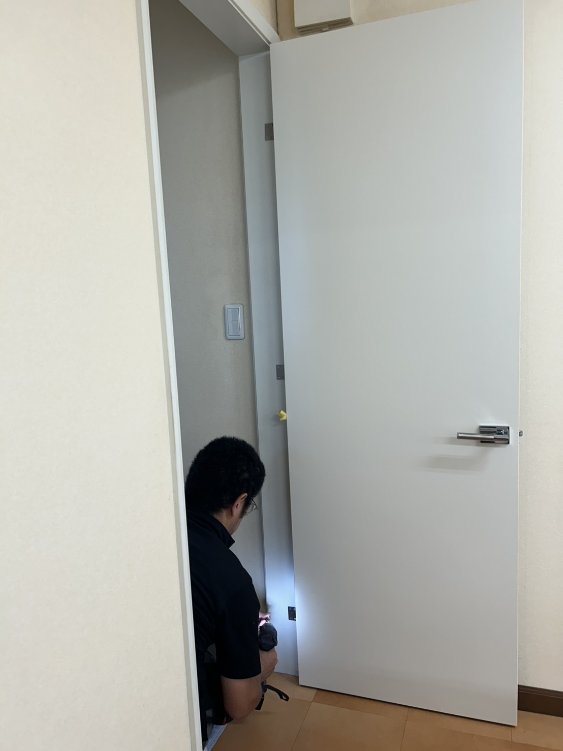 愛知県東海市 事務所 水廻り防音工事 造作建具【ドアファクトリー】